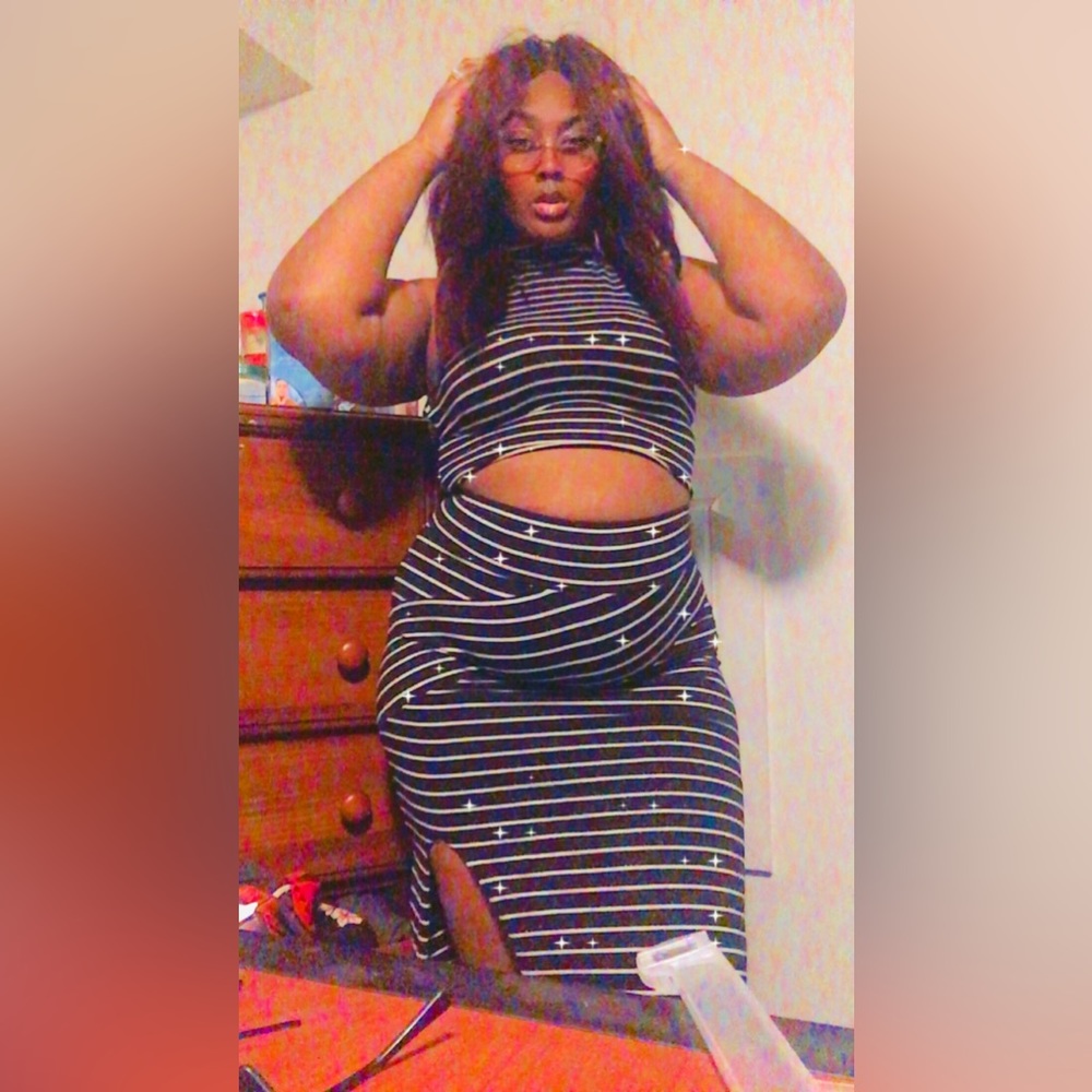 Two piece skirt and crop top